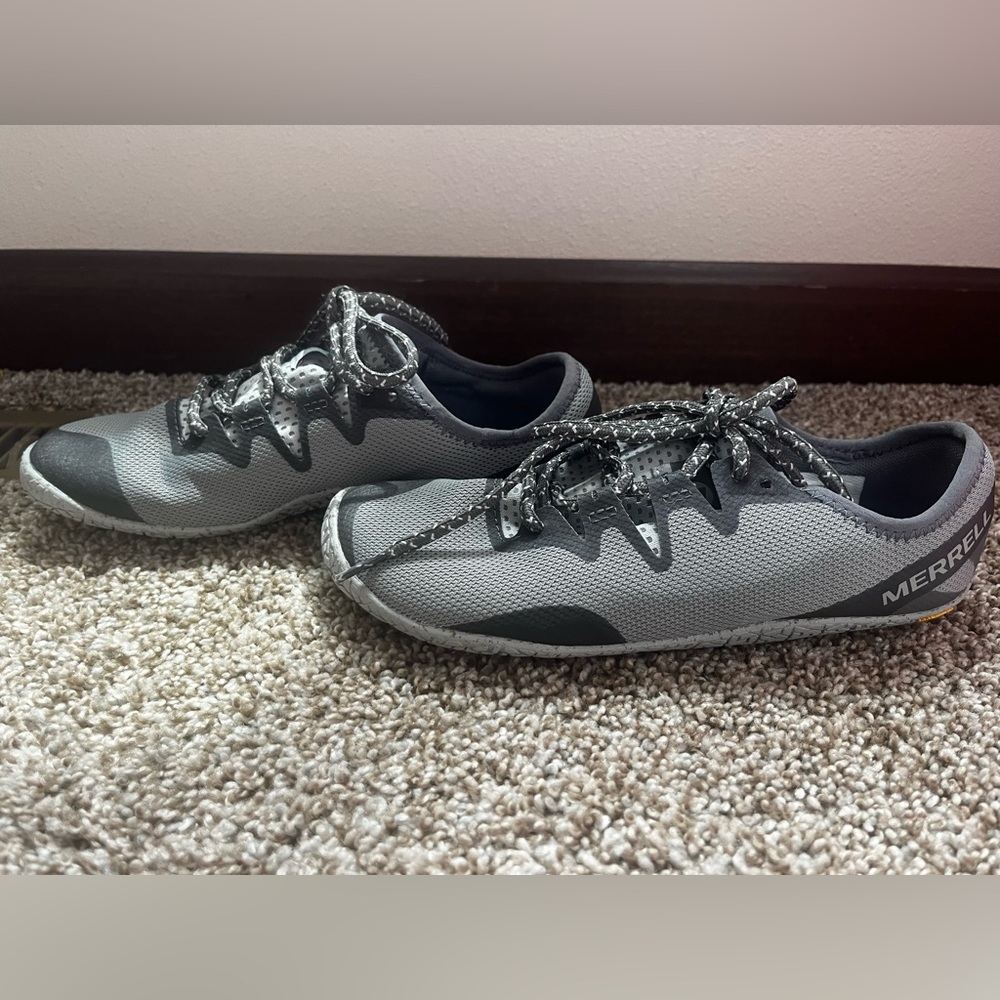 Women’s Merrell barefoot vapor glove shoes